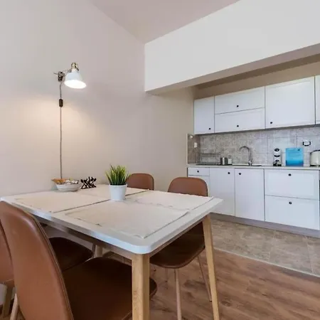 Apartment Kanchitos - 2bdr Spacious Place