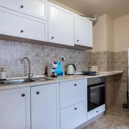 Kanchitos - 2bdr Spacious Place Varna